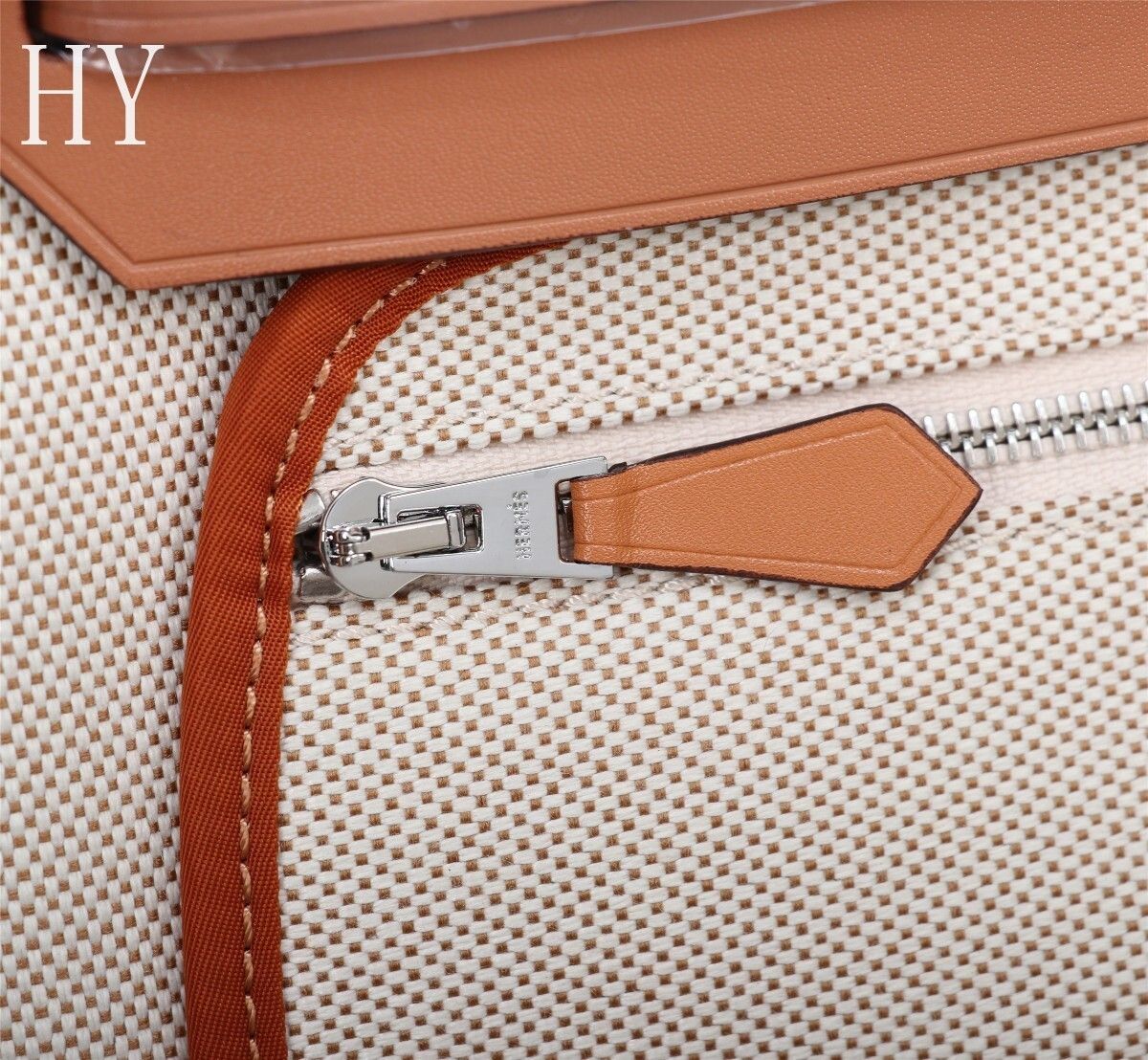 Hermes White Canvas and Natural Calfskin Leather Herbag Zip PM Bag 586085 Hermes White Canvas and Natural Calfskin Leather Herbag Zip PM Bag 586085