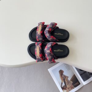 Iconic Street Daily Shoes L3419