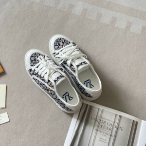 Iconic Street Daily Shoes L3414-1