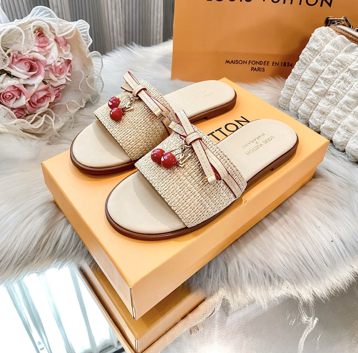 Iconic Street Daily Shoes L3423