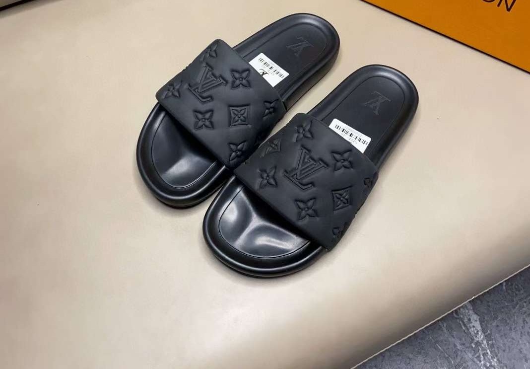Iconic Street Daily Shoes L3200-1 Iconic Street Daily Shoes L3200-1