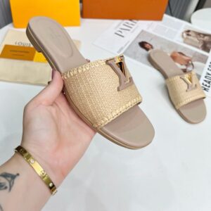 Iconic Street Daily Shoes L3331