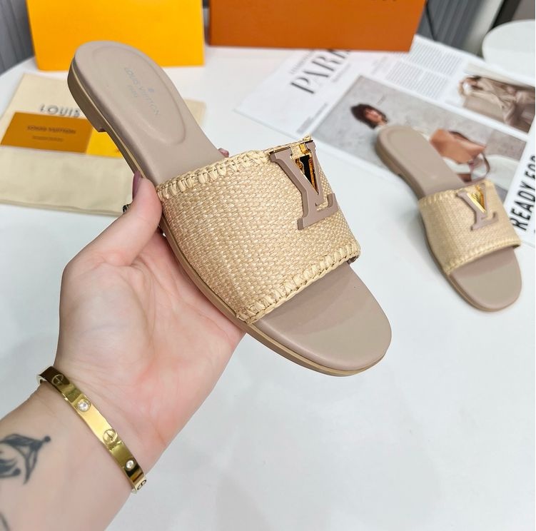 Iconic Street Daily Shoes L3331 Iconic Street Daily Shoes L3331