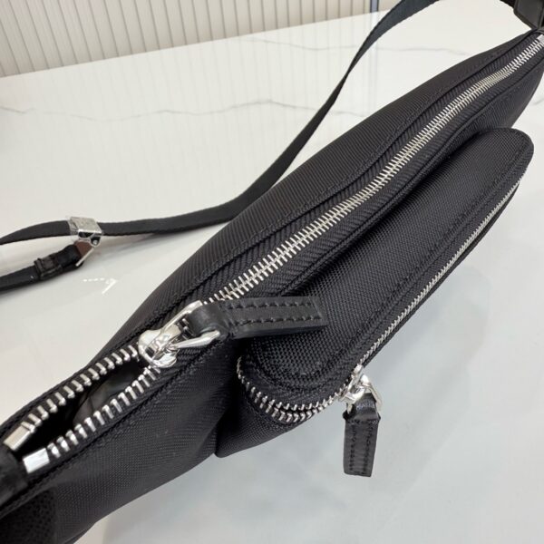 Luxe Style Fashion GG Tag Small Belt Bag KK03750 Luxe Style Fashion GG Tag Small Belt Bag KK03750