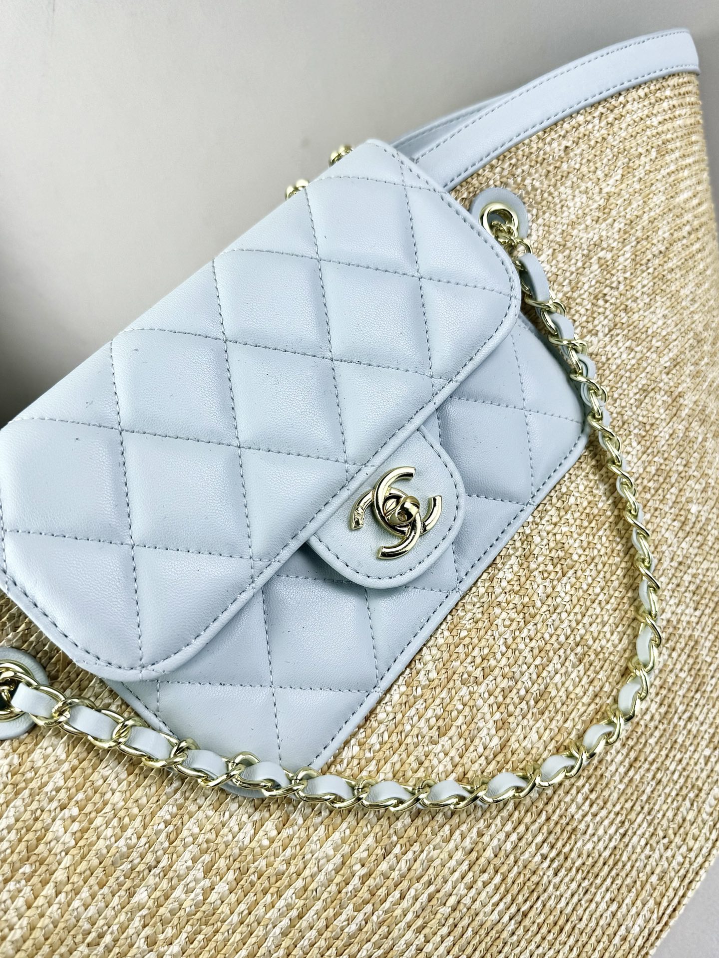 Premium Icon CN Handbag 99093 Premium Icon CN Handbag 99093