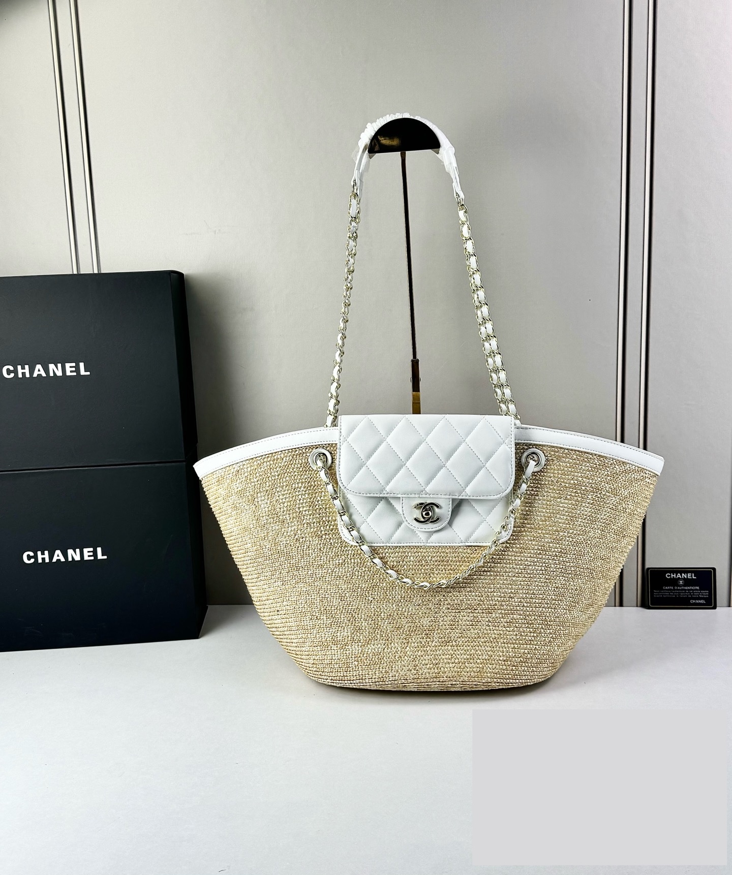 Premium Icon CN Handbag 99093 Premium Icon CN Handbag 99093