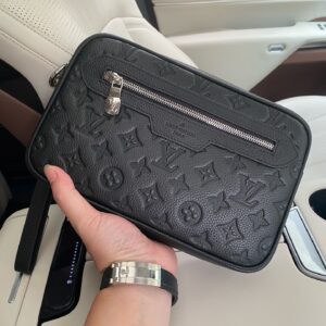 LV Pochette Kasai Monogram Shadow Leather KK02750