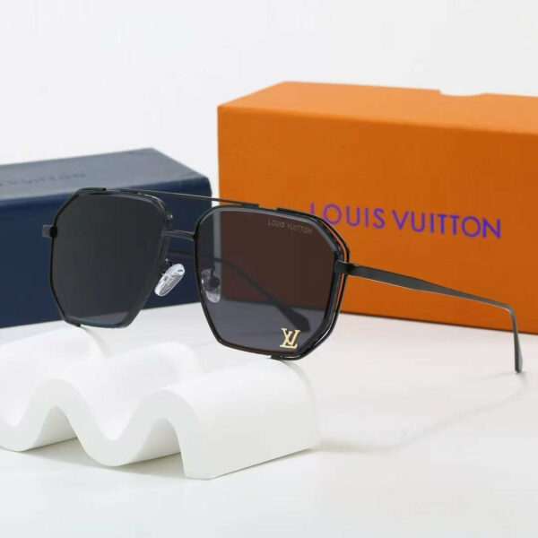 LV Attitude Sunglasses S35124