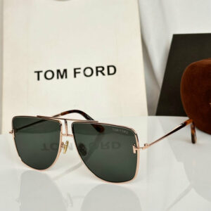 Tom Ford Oversized Square Eliott-02 TF1307 Sunglasses 604010000