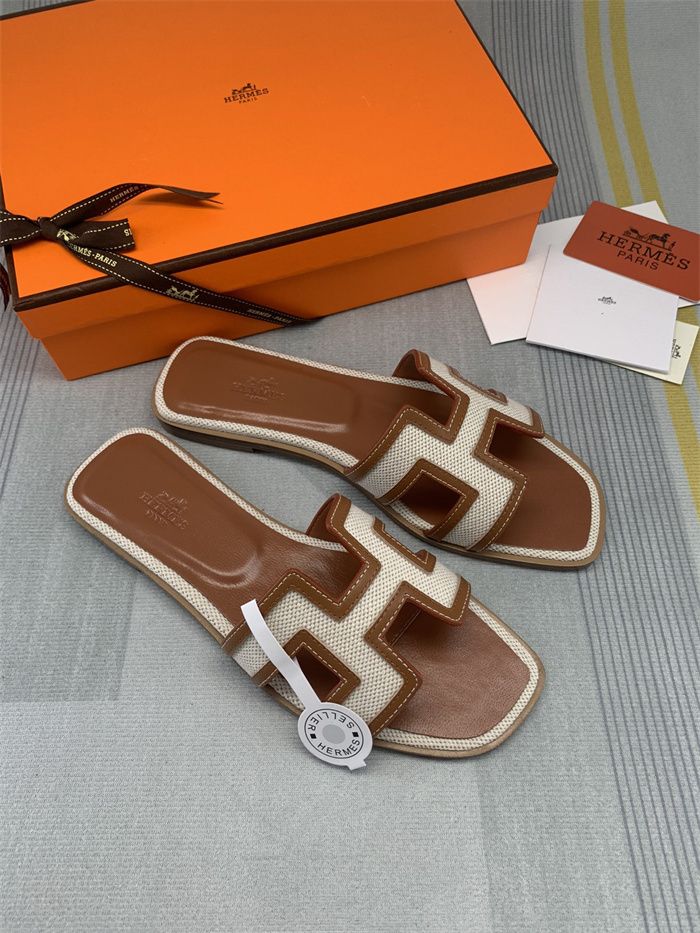 HM Oran Leather Sandals HM Oran Leather Sandals