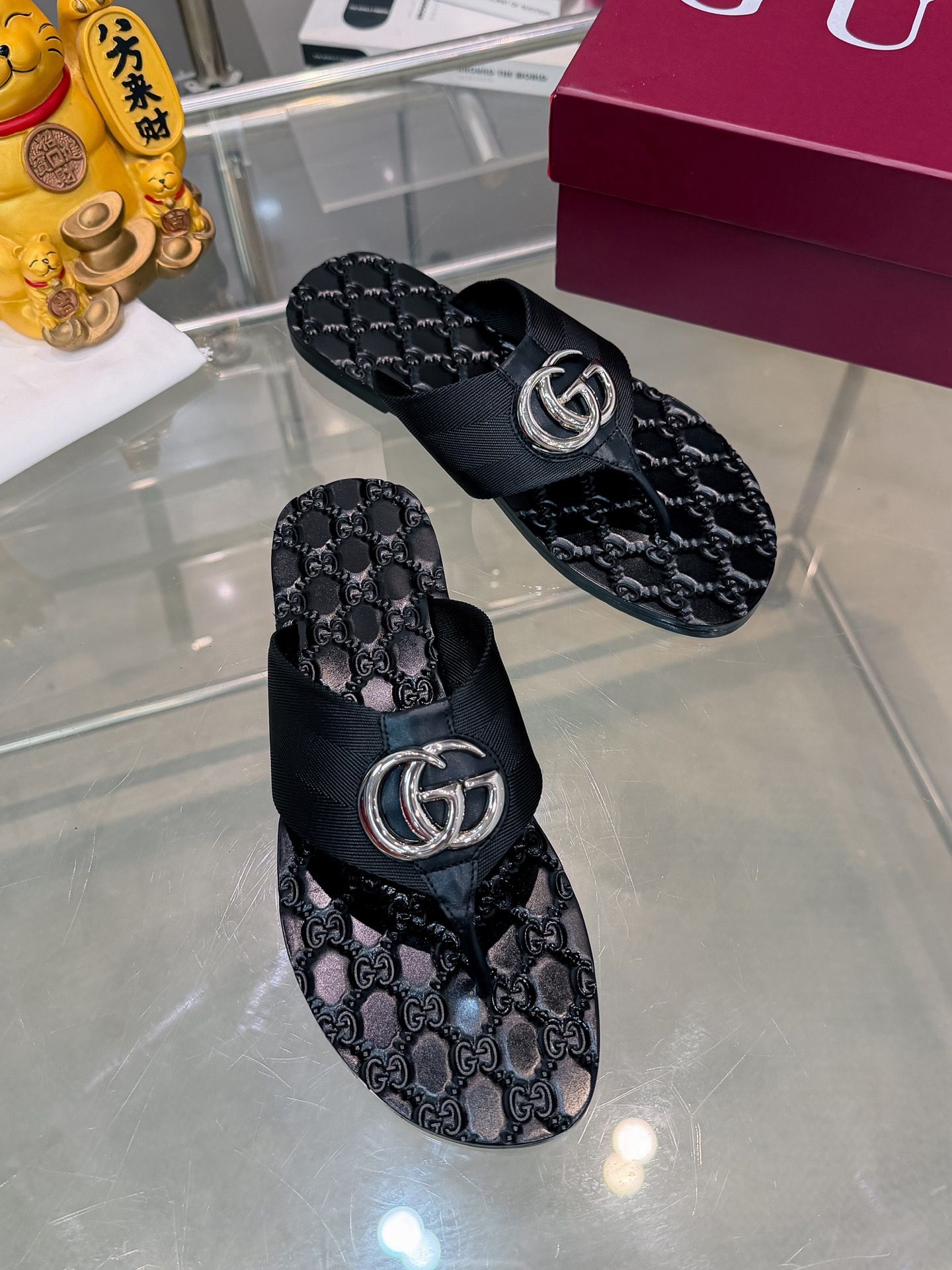GG Riviera Striped Logo-Detail Sandals GG Riviera Striped Logo-Detail Sandals