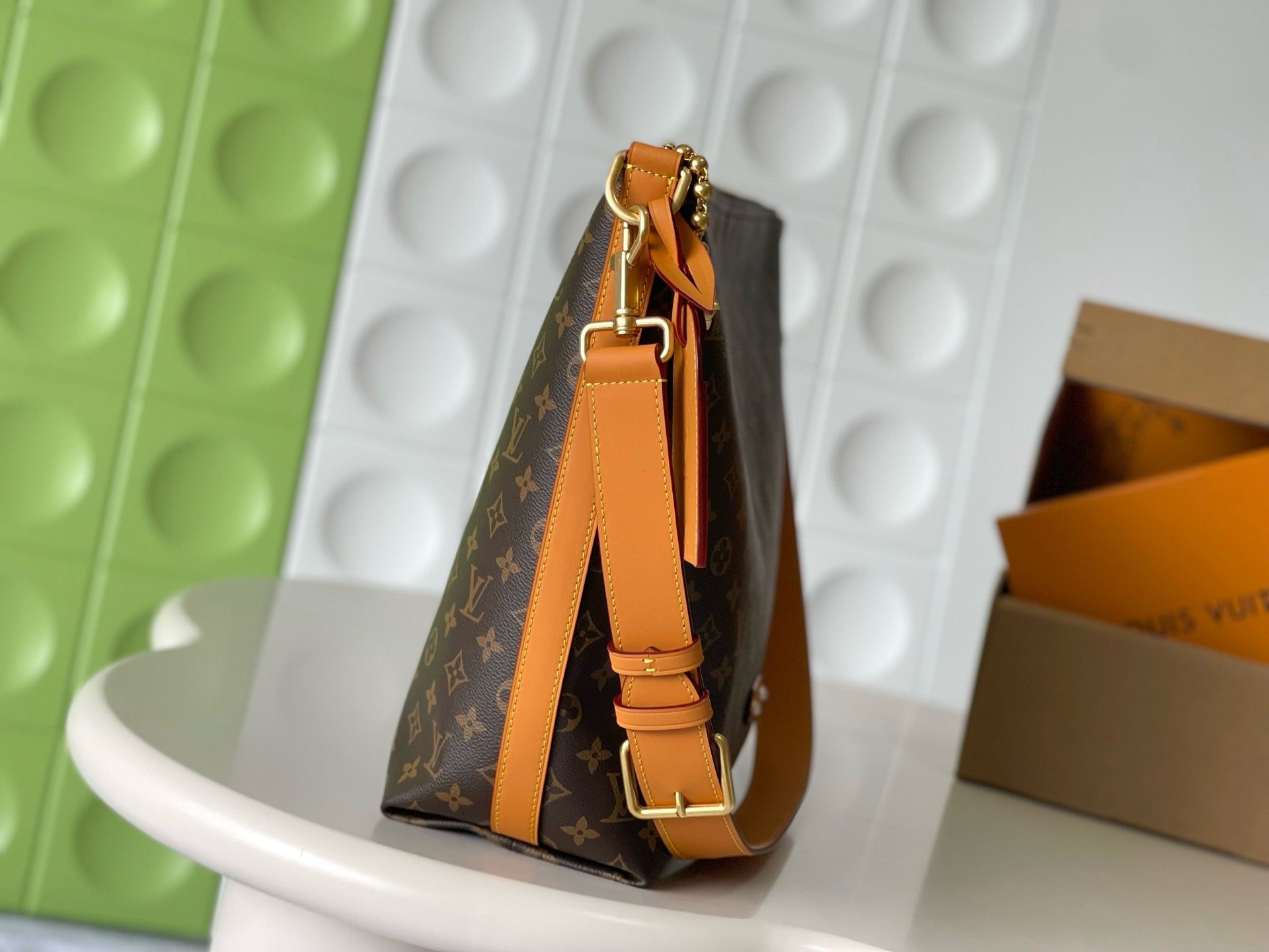 LV CarryAll MM Monogram Canvas LV CarryAll MM Monogram Canvas