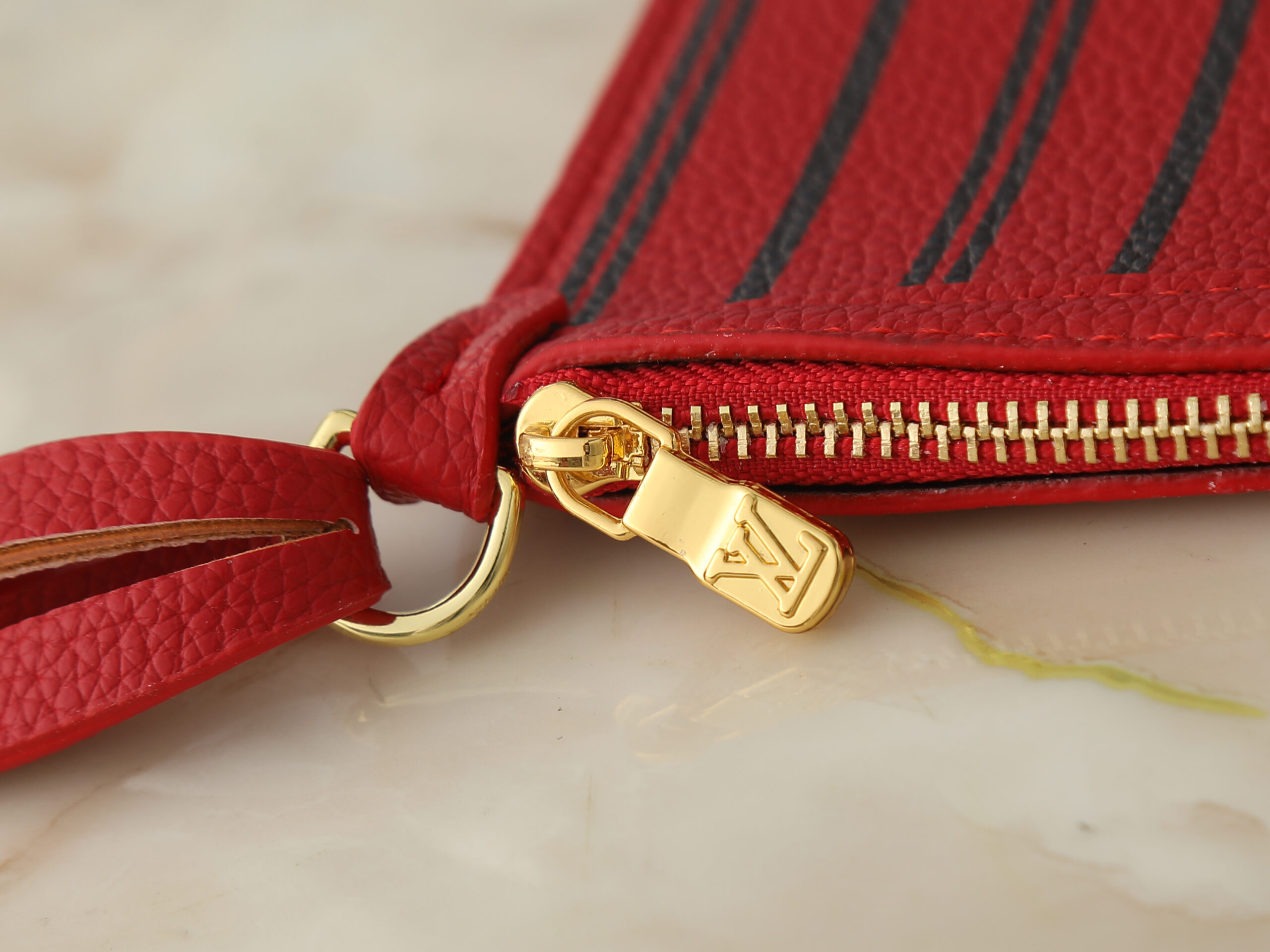 LV Neverfull Inside Out M28375-M28352 LV Neverfull Inside Out M28375-M28352