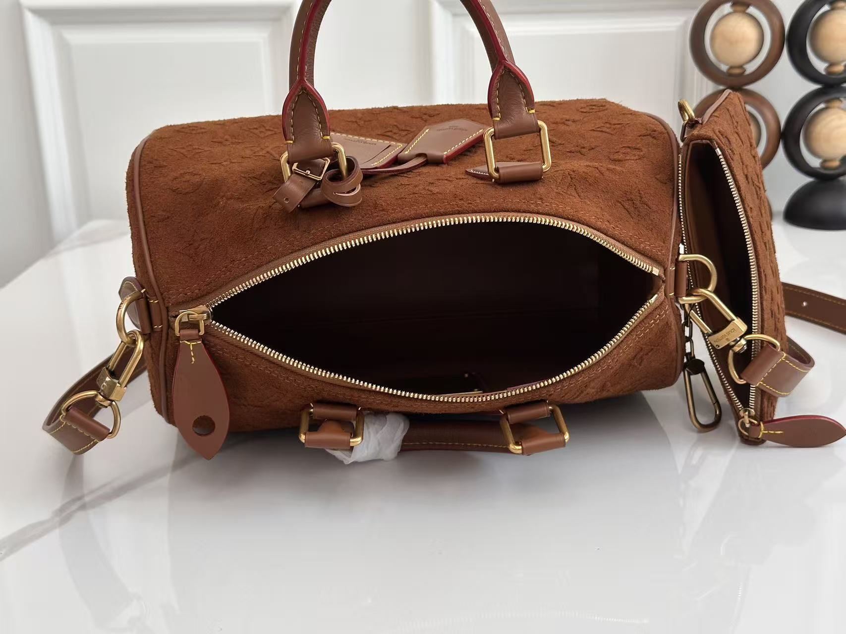 LV Speedy Bandoulière 30 Brown Monogram Suede Bag LV Speedy Bandoulière 30 Brown Monogram Suede Bag