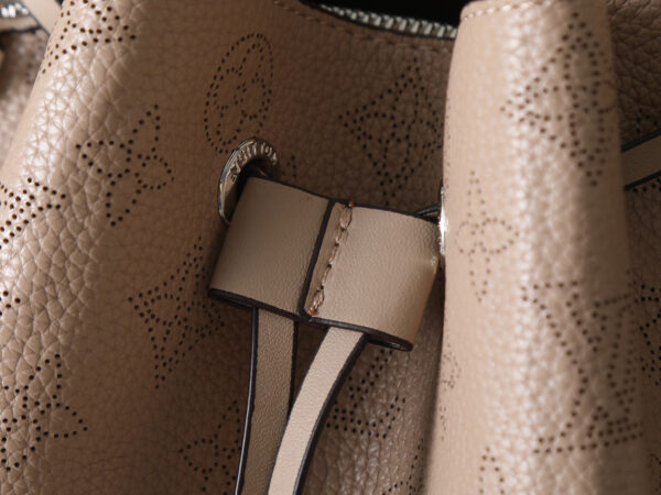 LV Muria Mahina M59554 BC