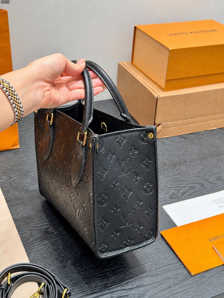 LV Calfskin Monogram Bold Onthego PM with Charms Chain L5463 LV Calfskin Monogram Bold Onthego PM with Charms Chain L5463
