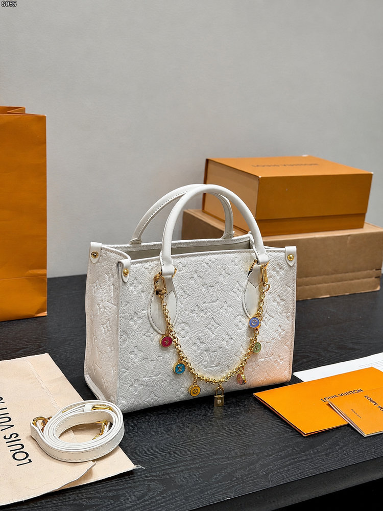 LV Calfskin Monogram Bold Onthego PM with Charms Chain L5463 LV Calfskin Monogram Bold Onthego PM with Charms Chain L5463