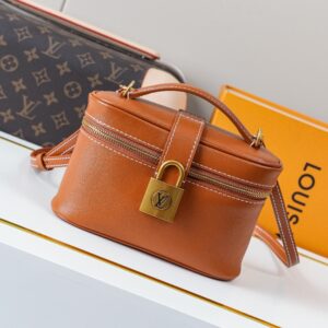 LV Low Key Vanity Pouch