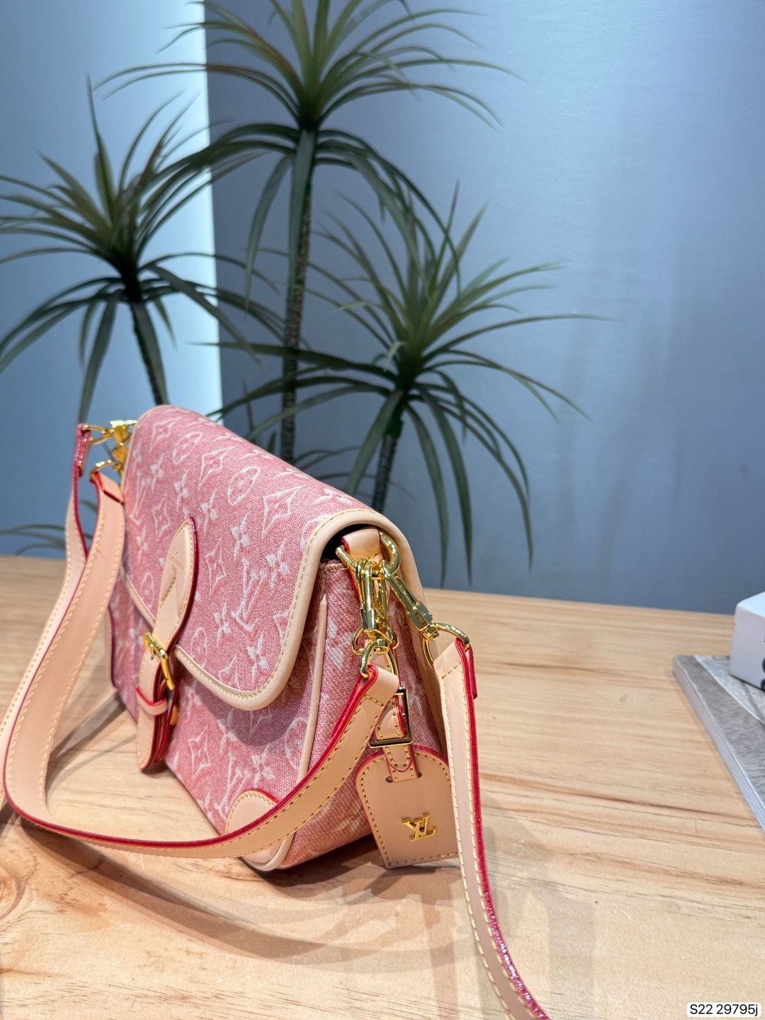 LV Diane Handbag Monogram Pattern LV Diane Handbag Monogram Pattern
