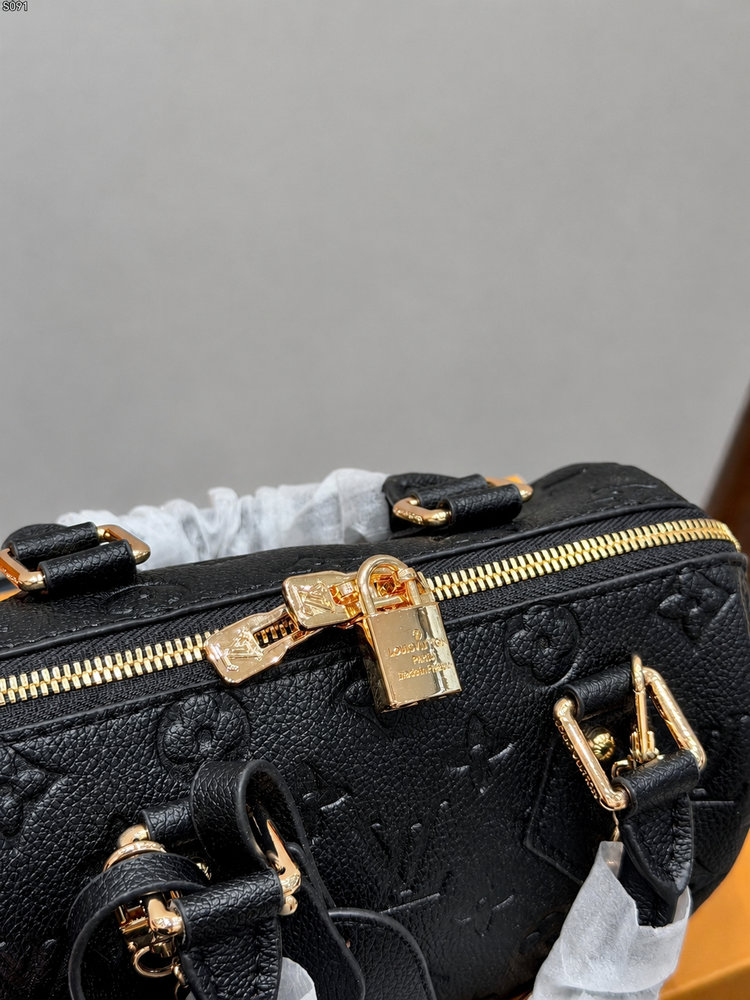 LV Nano Speedy Monogram Empreinte Bag L5481 LV Nano Speedy Monogram Empreinte Bag L5481