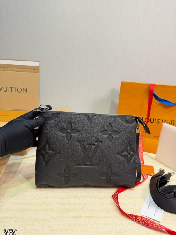 Daily Street Style LV Handbag LV266285 QA