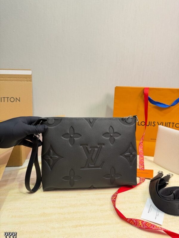 Daily Street Style LV Handbag LV266285 QA