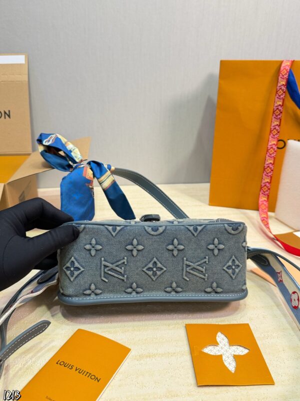 Daily Street Style LV Handbag LV266286 QA