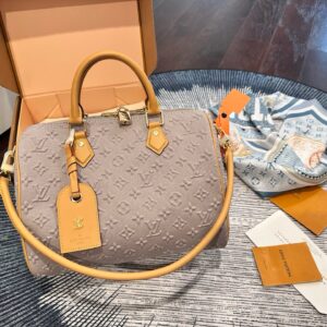 Daily Street Style LV Handbag LV266161