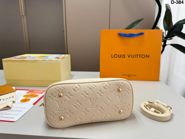 Daily Street Style LV Handbag LV26722 QA