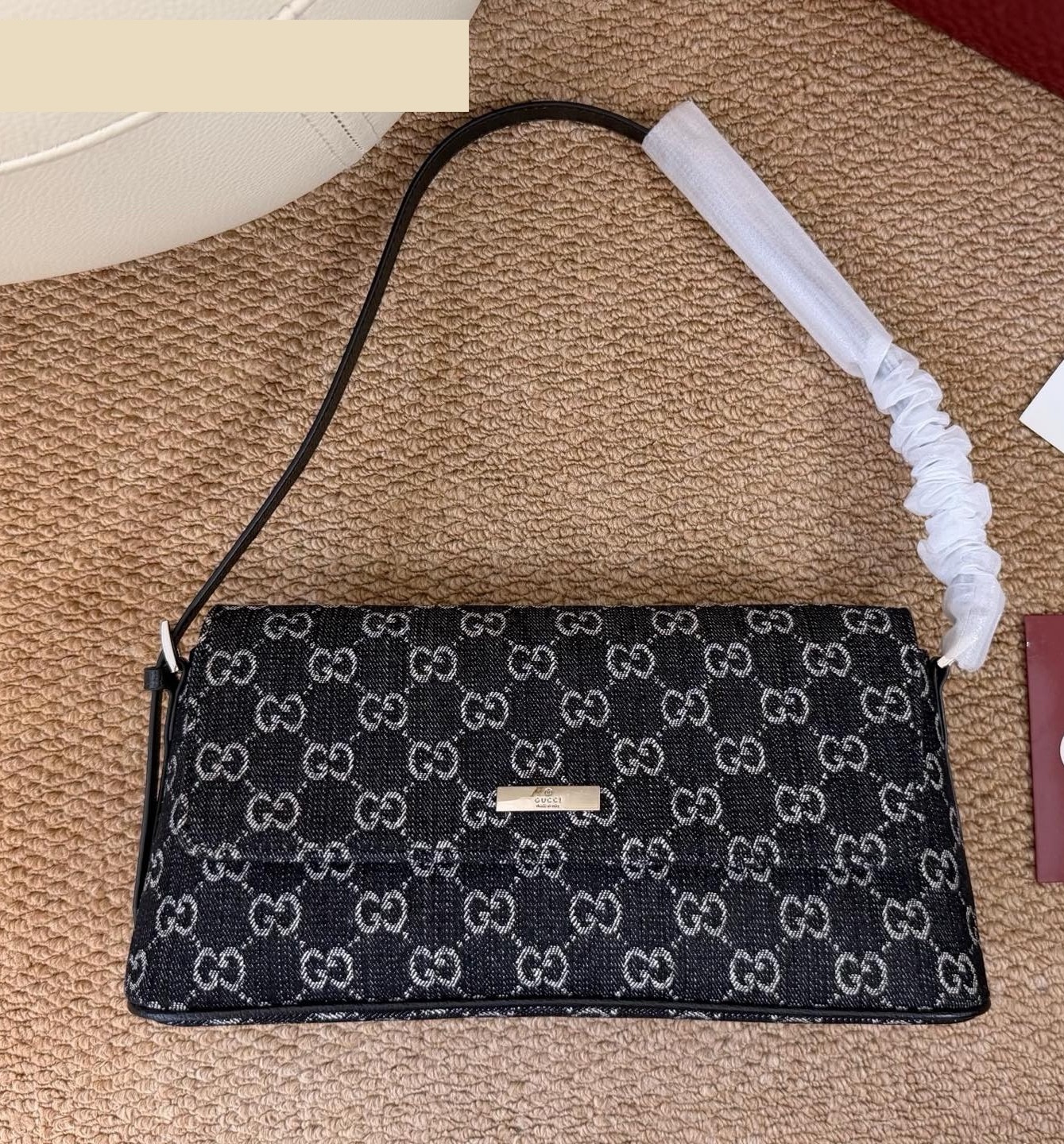 GG Madison Medium Shoulder Bag GG201 QA GG Madison Medium Shoulder Bag GG201 QA