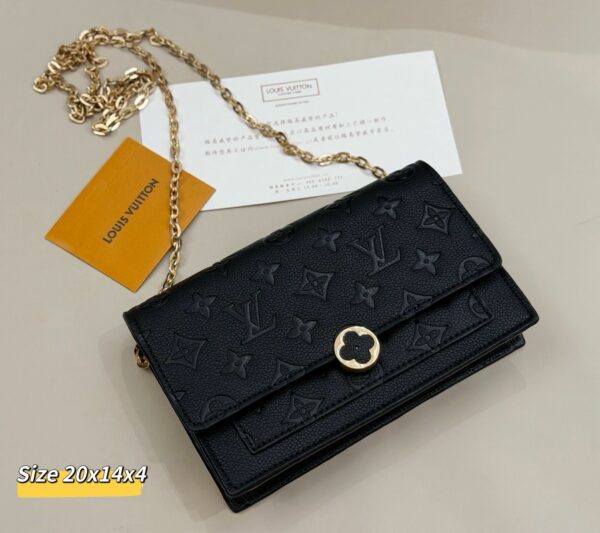 LV Avenue PM Handbag C2301350