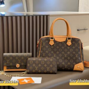 LV Retiro Handbag C2301350