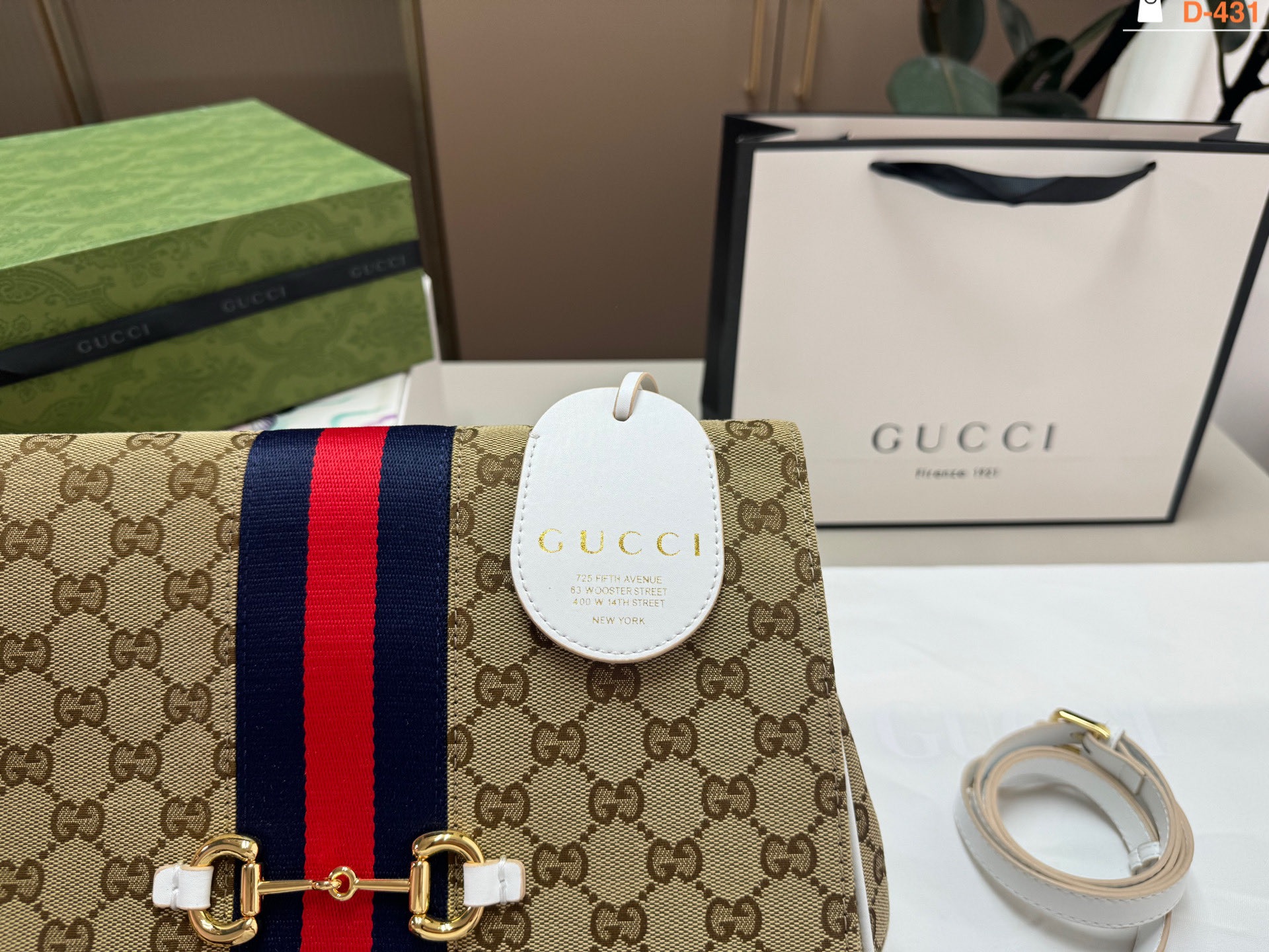 Luxe Style Fashion GG Handbag GG26721 Luxe Style Fashion GG Handbag GG26721