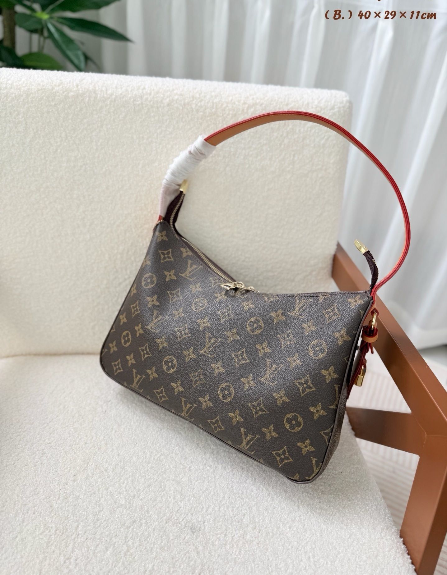 LV Slouchy Handbag C2301450 LV Slouchy Handbag C2301450