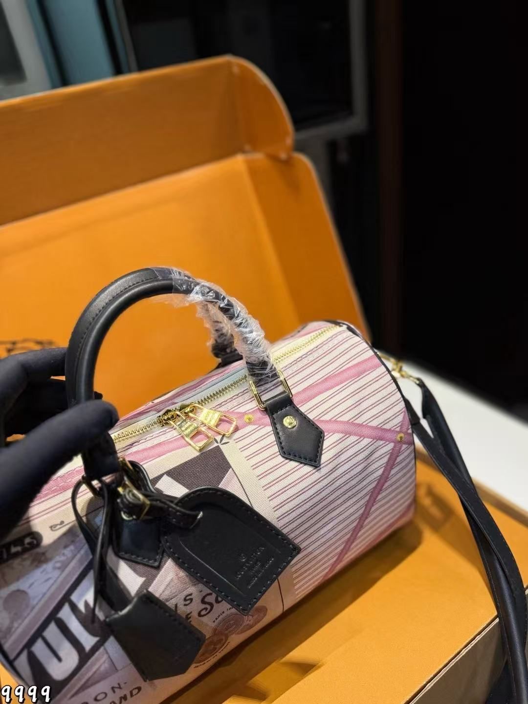 LV Speedy Bandoulière 30 Pink Trunk Print Bag LV Speedy Bandoulière 30 Pink Trunk Print Bag