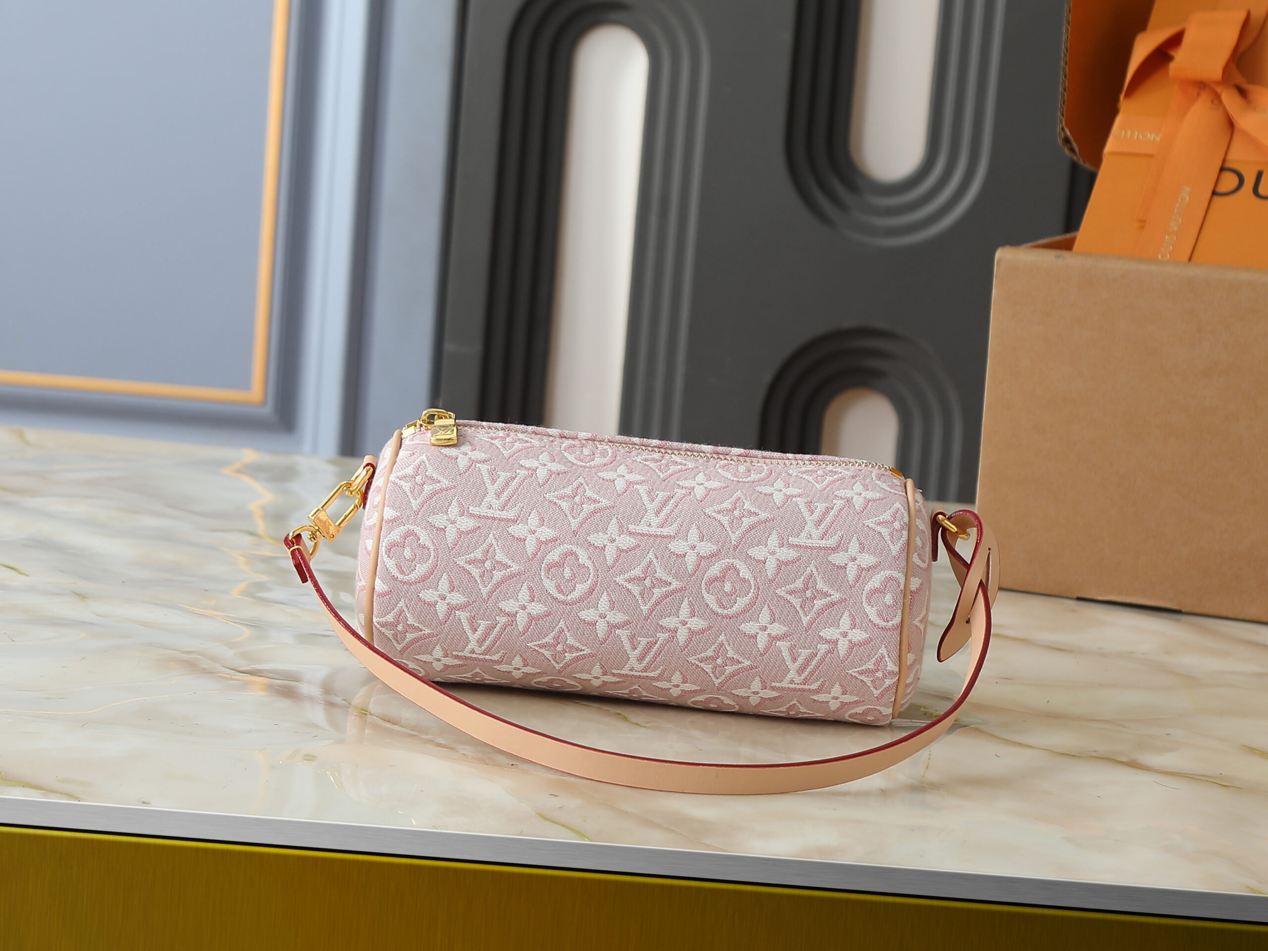 LV Pochette Papillon M25703-M29881 LV Pochette Papillon M25703-M29881
