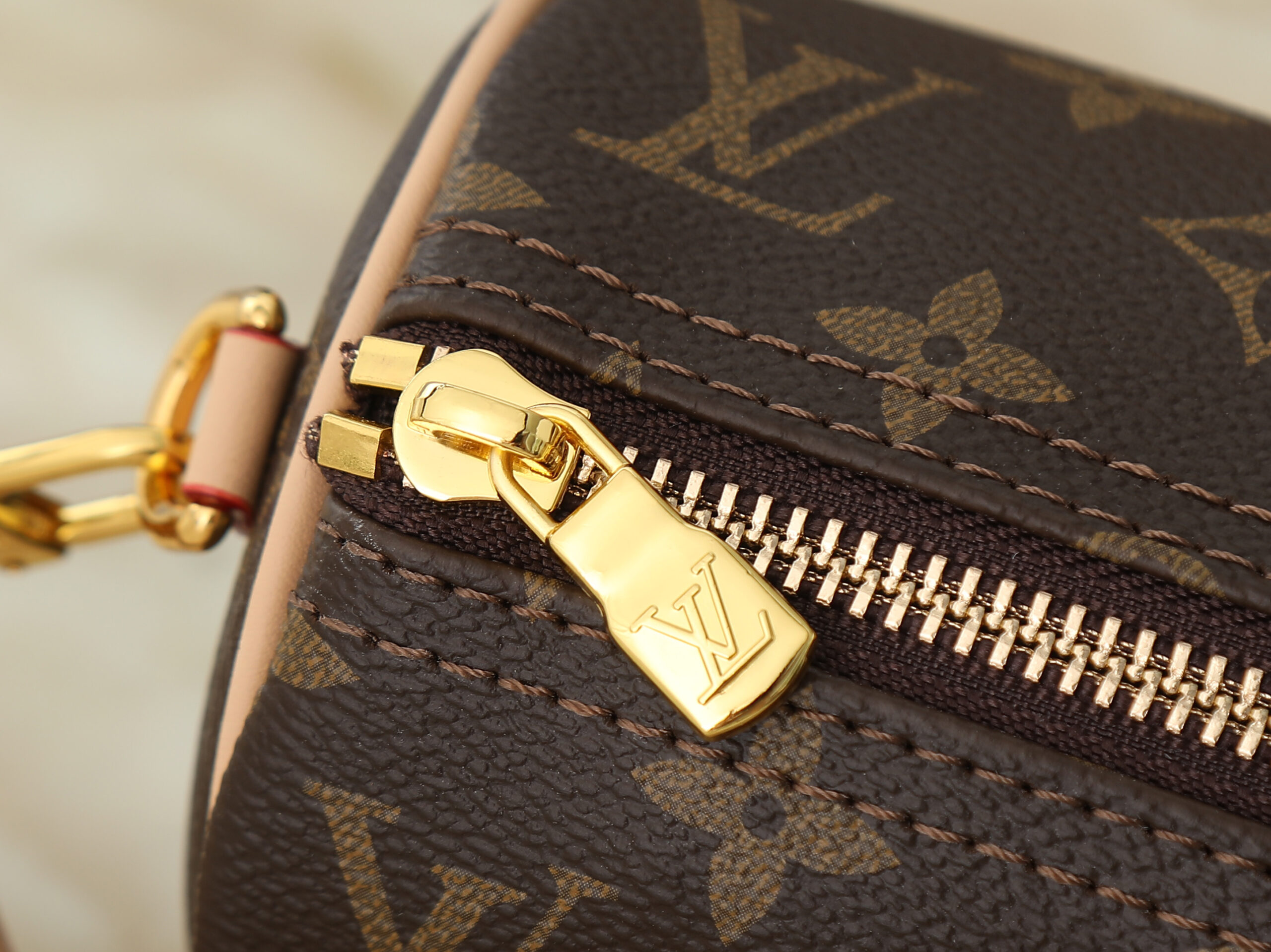LV Pochette Papillon M25703-M29881 LV Pochette Papillon M25703-M29881
