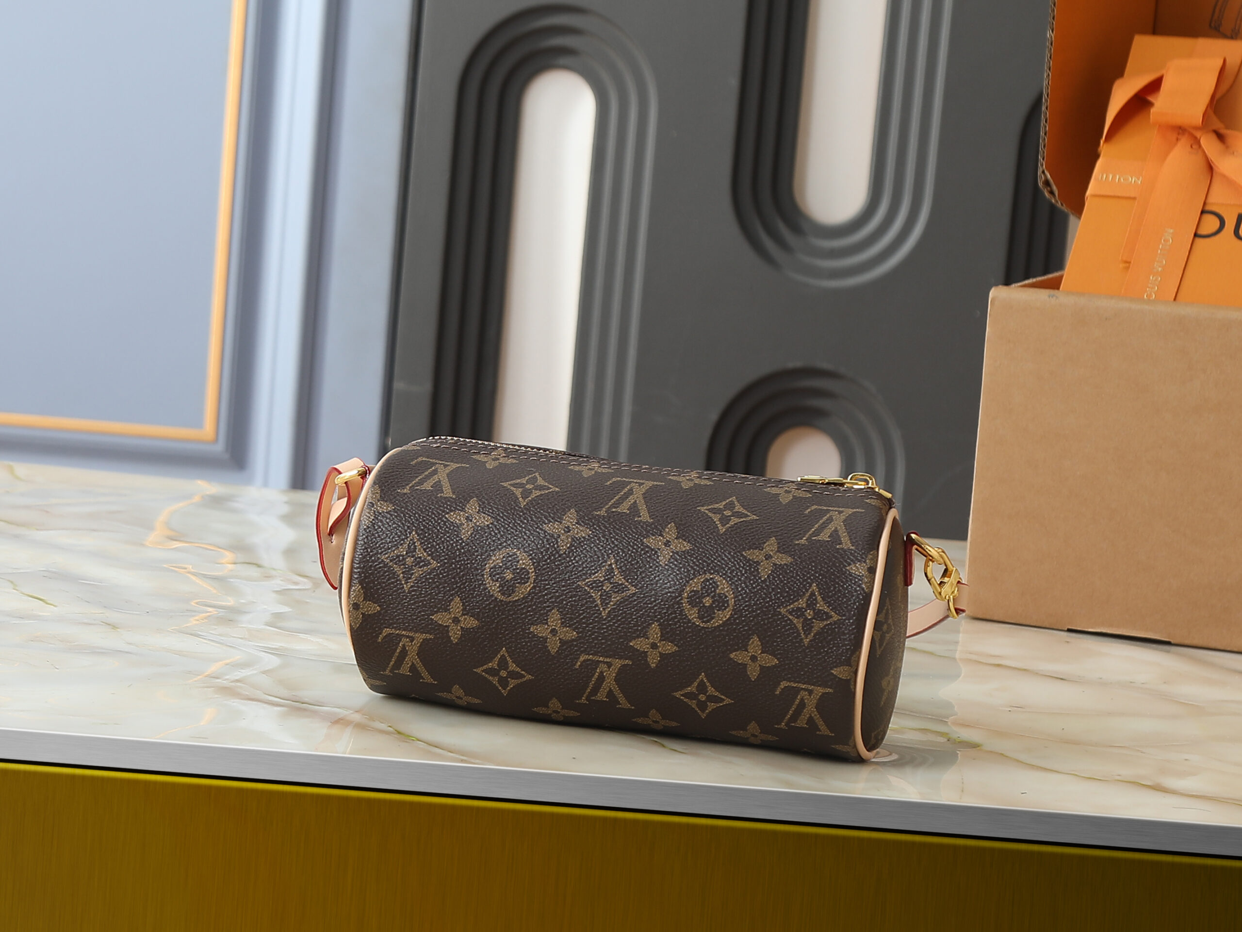 LV Pochette Papillon M25703-M29881 LV Pochette Papillon M25703-M29881
