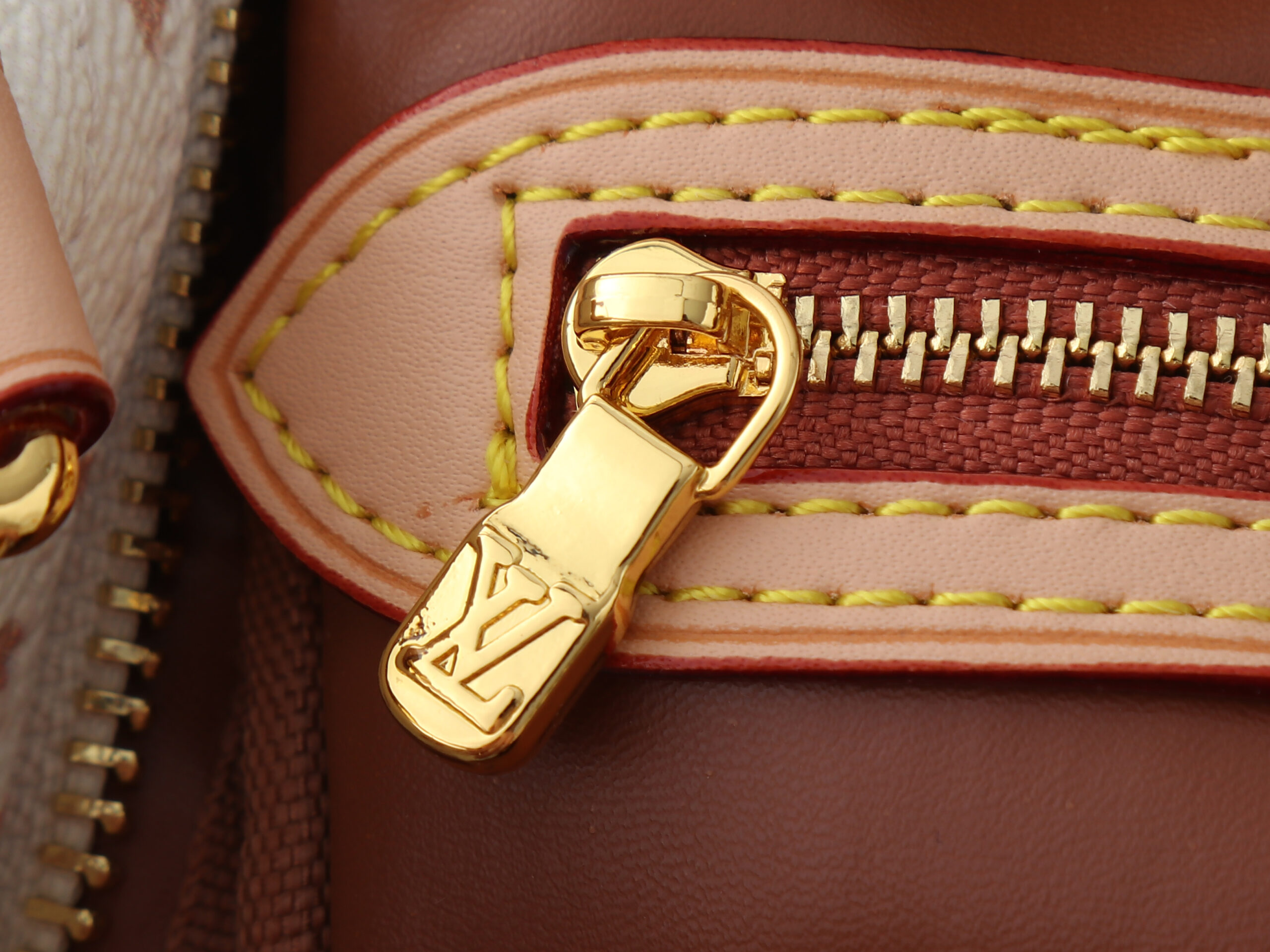 LV High Summer Speedy Bandouliere M2A038-M40390 LV High Summer Speedy Bandouliere M2A038-M40390