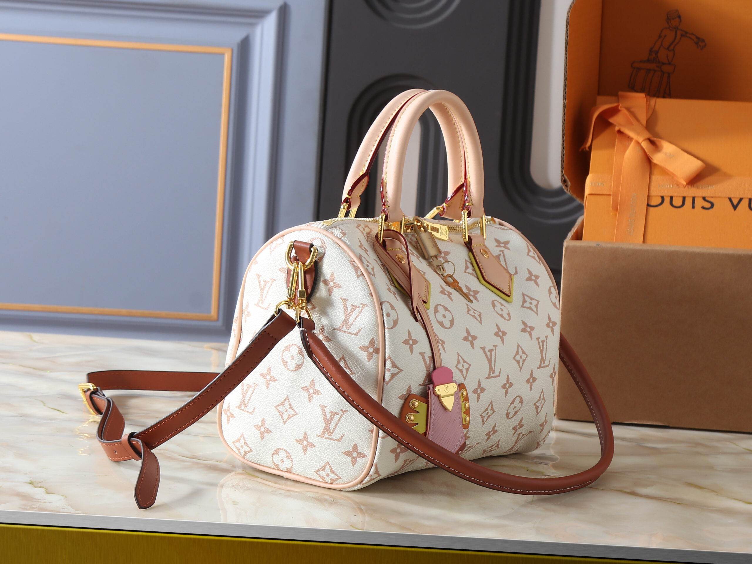 LV High Summer Speedy Bandouliere M2A038-M40390 LV High Summer Speedy Bandouliere M2A038-M40390