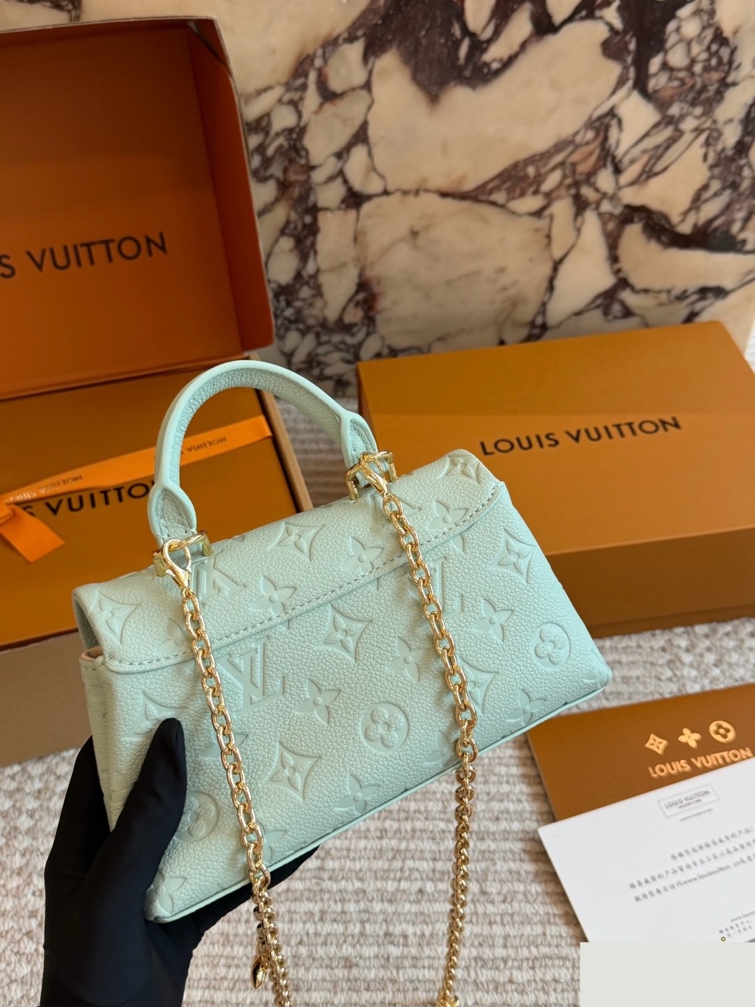 Daily Street Style LV Handbag LV267163 QA Daily Street Style LV Handbag LV267163 QA