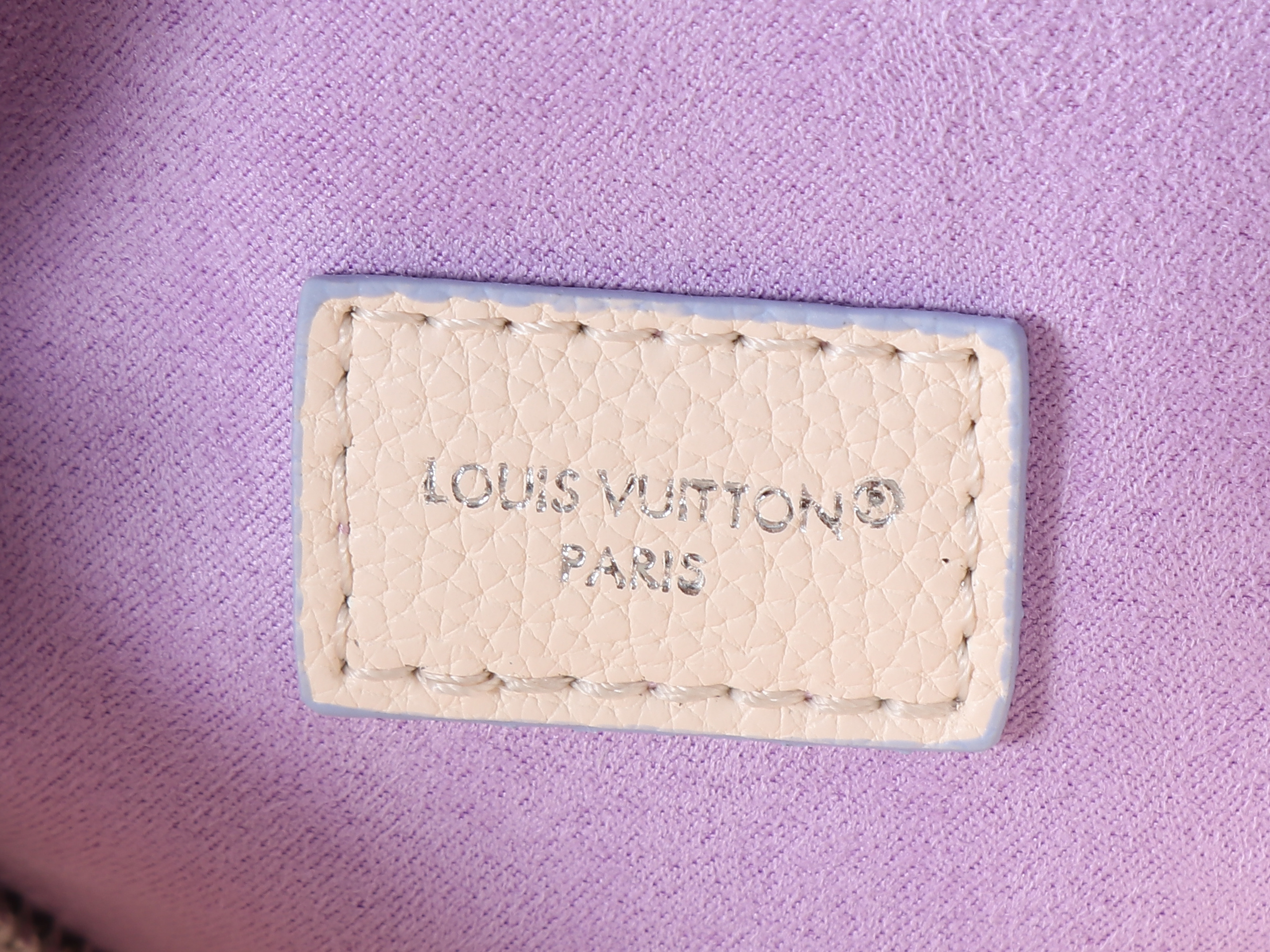 LV High Summer Speedy Bandoulière 20 M2A099-M12713 LV High Summer Speedy Bandoulière 20 M2A099-M12713