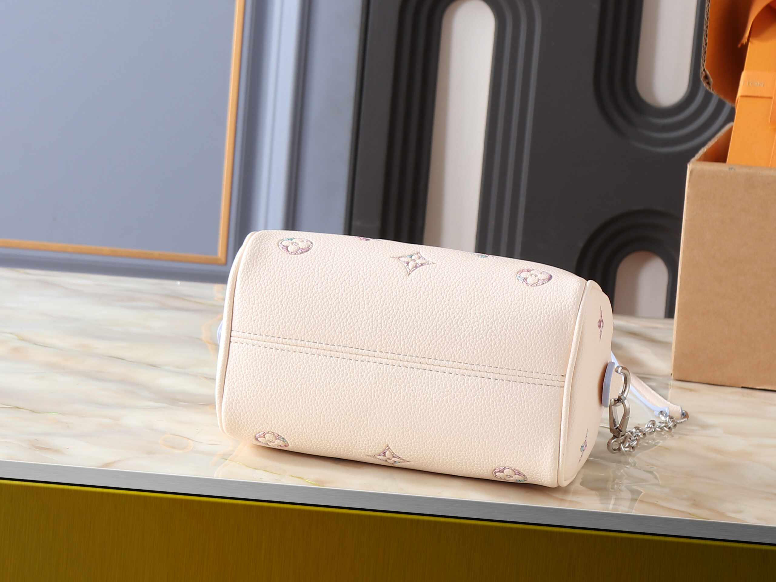 LV High Summer Speedy Bandoulière 20 M2A099-M12713 LV High Summer Speedy Bandoulière 20 M2A099-M12713