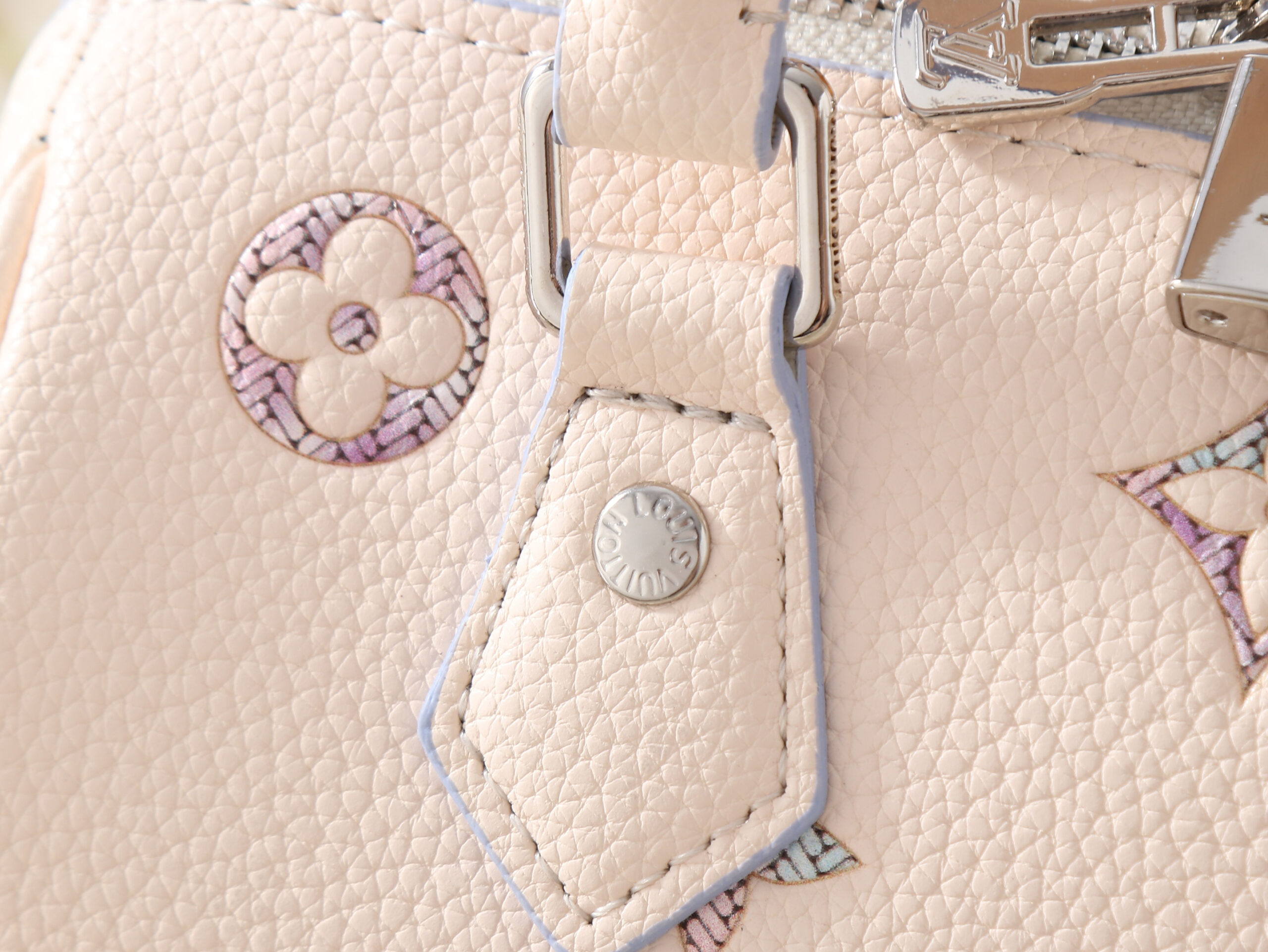 LV High Summer Speedy Bandoulière 20 M2A099-M12713 LV High Summer Speedy Bandoulière 20 M2A099-M12713