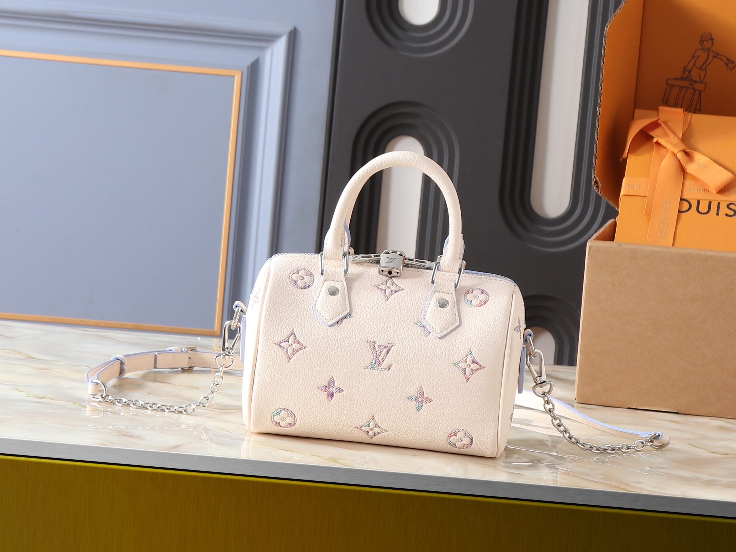 LV High Summer Speedy Bandoulière 20 M2A099-M12713 LV High Summer Speedy Bandoulière 20 M2A099-M12713