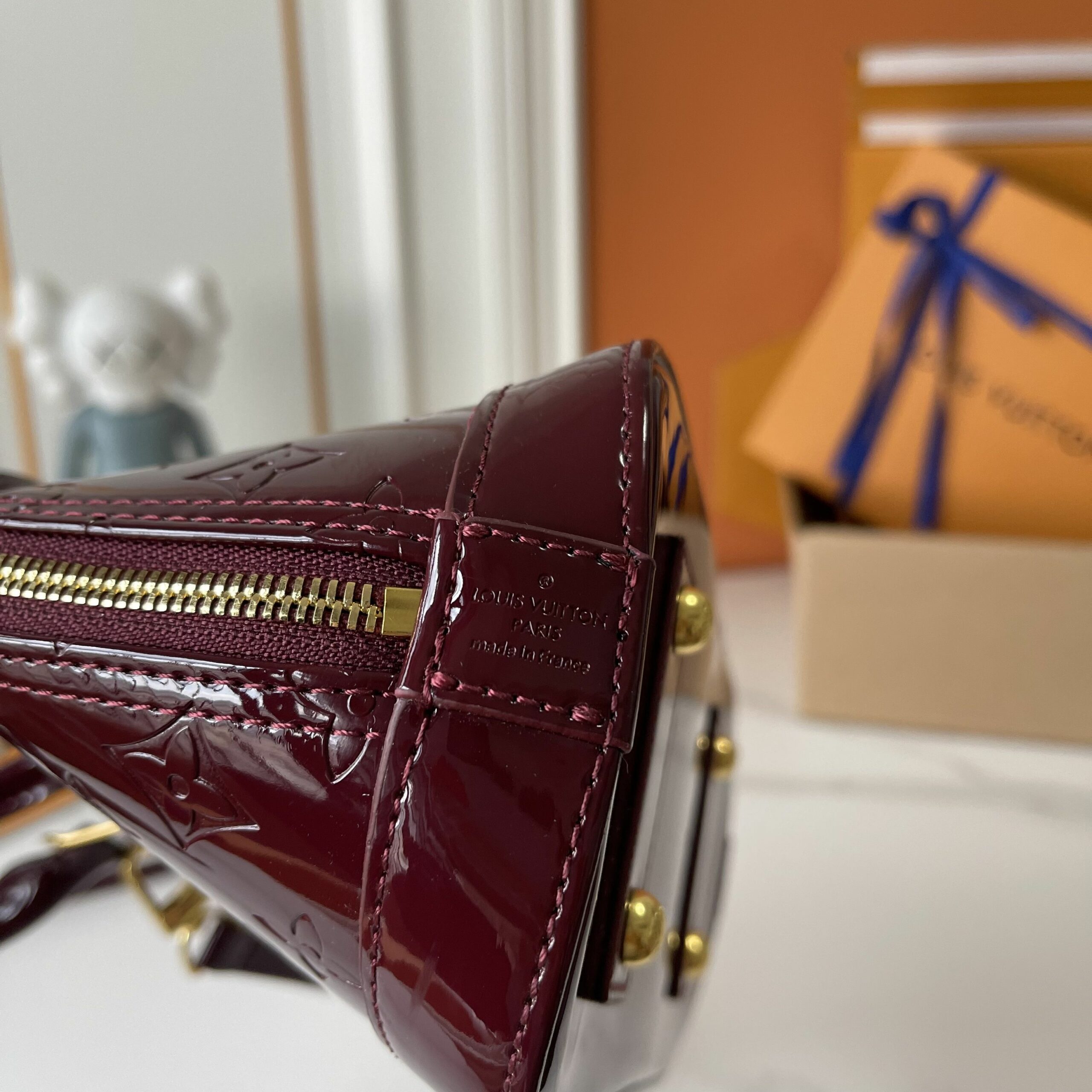 LV Alma BB Handbag Amethyste Monogram Vernis Patent Leather M28902-M29125-071 BC LV Alma BB Handbag Amethyste Monogram Vernis Patent Leather M28902-M29125-071 BC