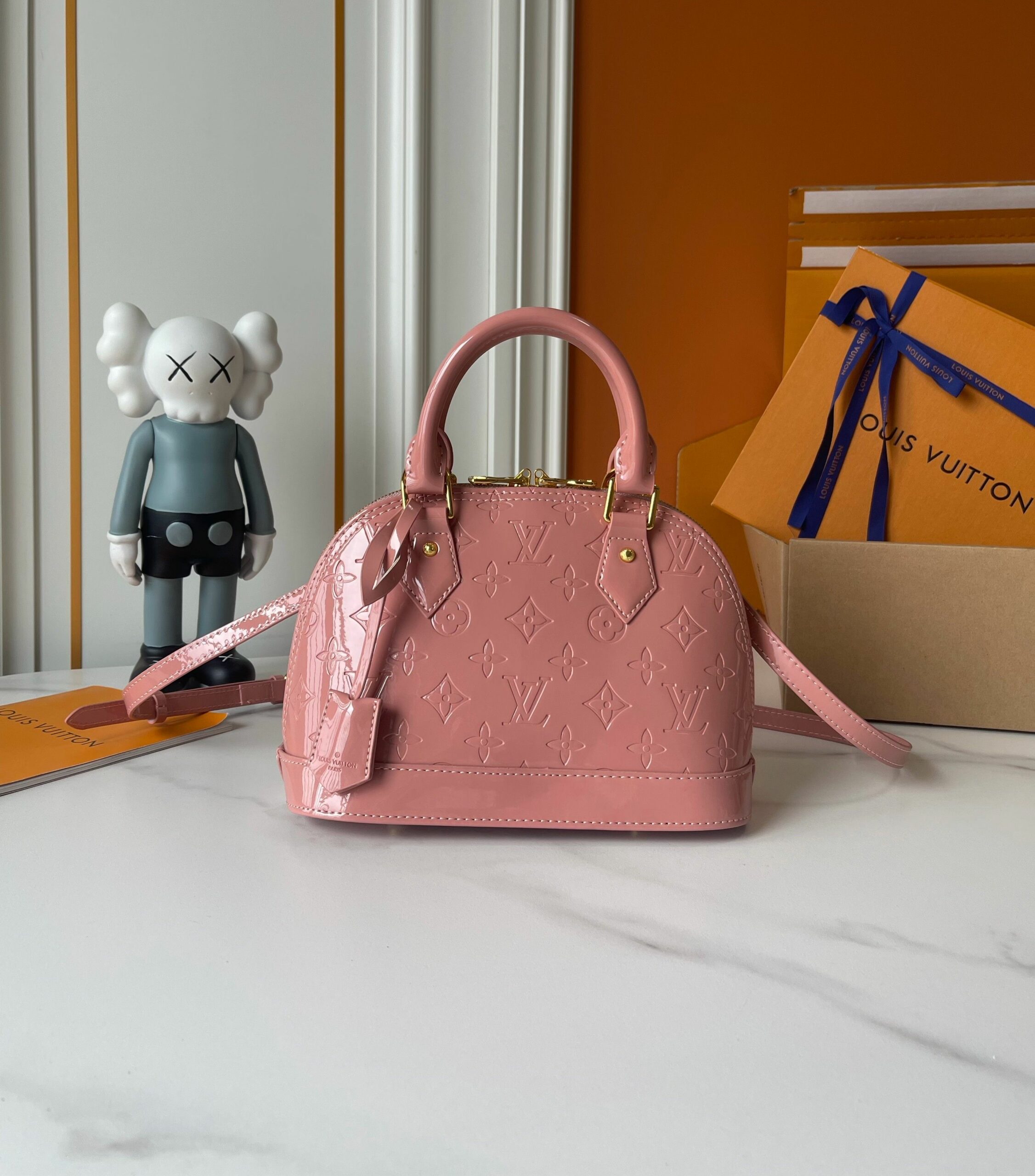 LV Alma BB Handbag Amethyste Monogram Vernis Patent Leather M28902-M29125-071 BC LV Alma BB Handbag Amethyste Monogram Vernis Patent Leather M28902-M29125-071 BC