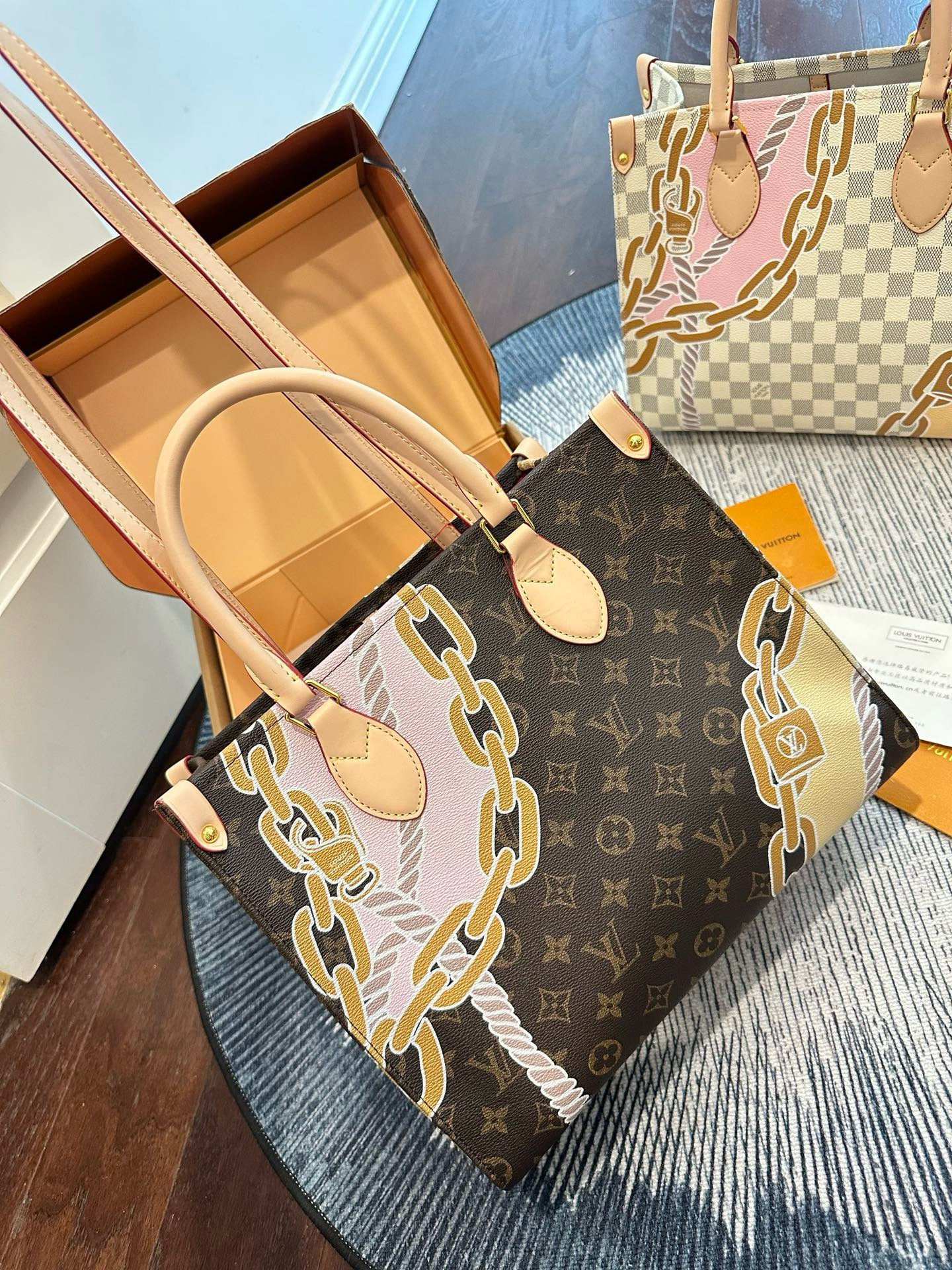 Daily Street Style LV Handbag LV267225 QA Daily Street Style LV Handbag LV267225 QA