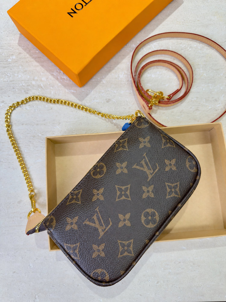 LV Mini Pochette Accessoires Monogram Canvas L5574 TEEN LV Mini Pochette Accessoires Monogram Canvas L5574 TEEN
