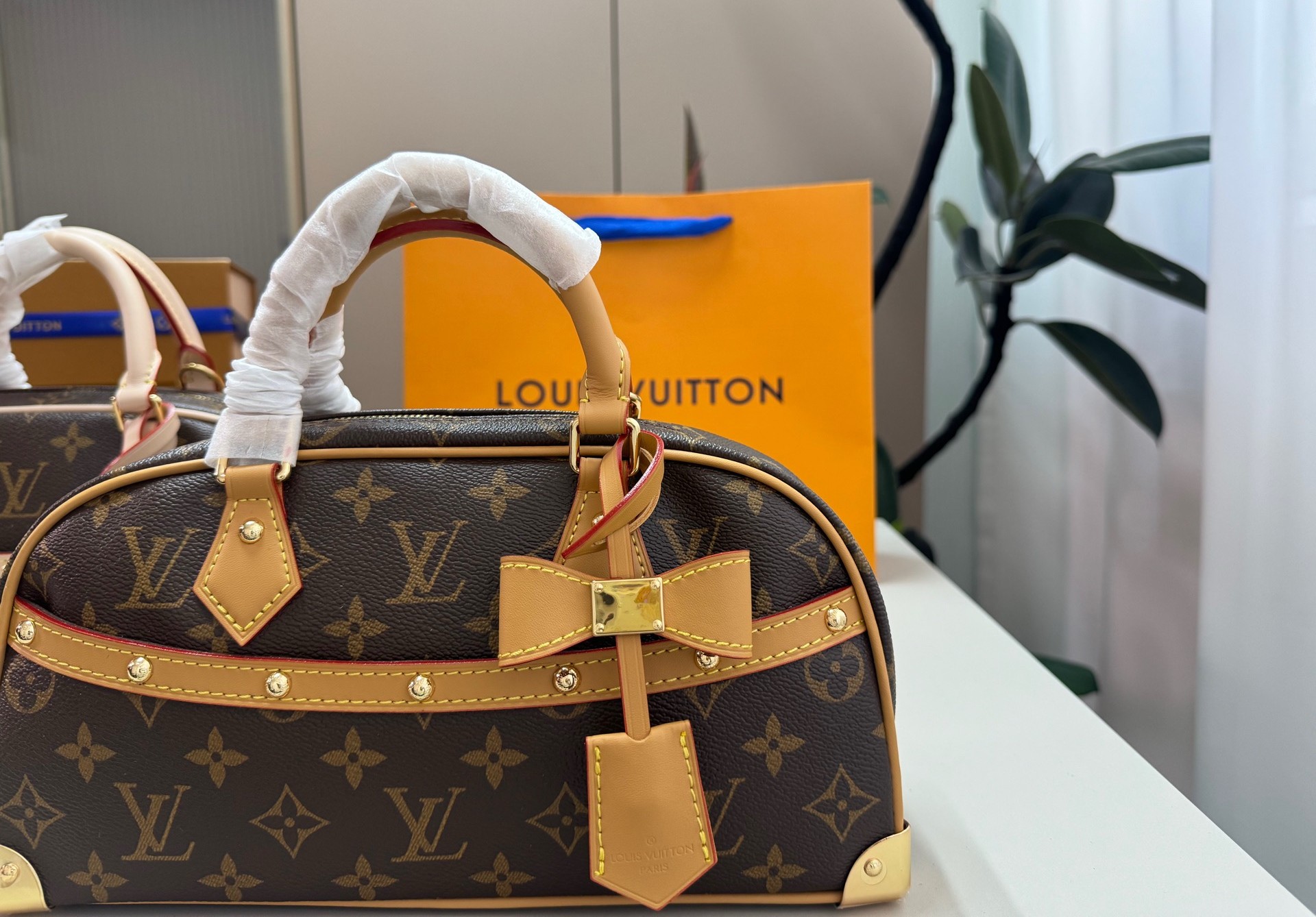 LV Handbag East-West Murakami LV268114 QA LV Handbag East-West Murakami LV268114 QA